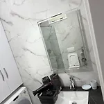 Liqeni Comfort * Tirana